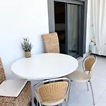 Daire Sea&Pool Views Terrace 1Bdr, 500 M From The Golden Sands Albufeira