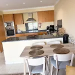 Sea&Pool Views Terrace 1Bdr, 500 M From The Golden Sands Daire Albufeira