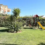 Daire Sea&Pool Views Terrace 1Bdr, 500 M From The Golden Sands Albufeira