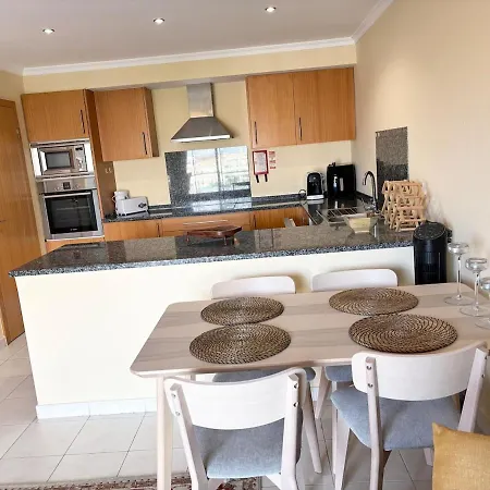 Sea&pool Views Terrace 1bdr, 500 M From The Golden Sands Apartamento Albufeira