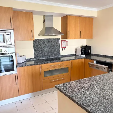 Apartamento Sea&pool Views Terrace 1bdr, 500 M From The Golden Sands Albufeira