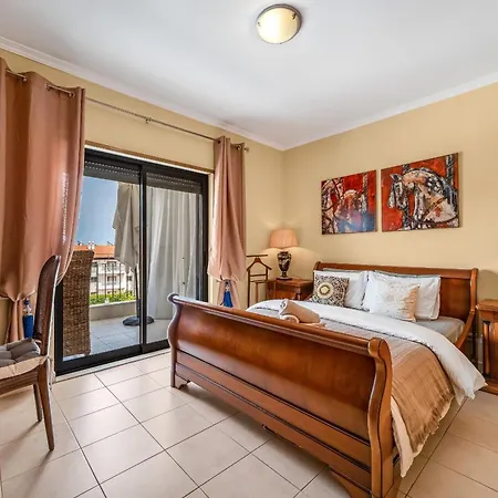 Apartamento Sea&pool Views Terrace 1bdr, 500 M From The Golden Sands Albufeira