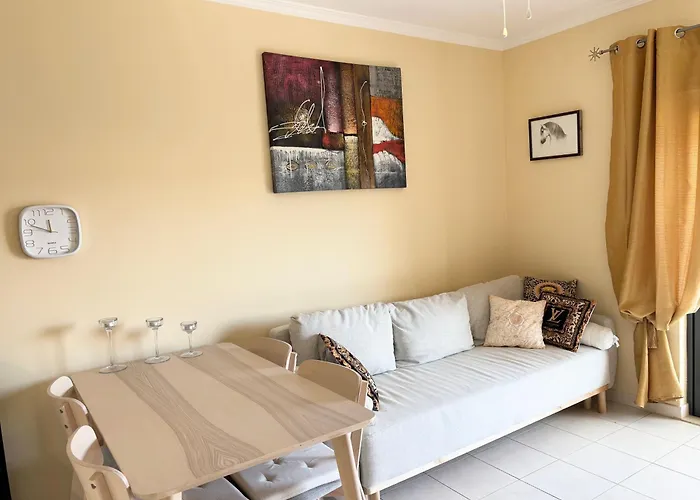 Terrace W Sea&pool Views 1bdr, 500 M From The Golden Sands Albufeira